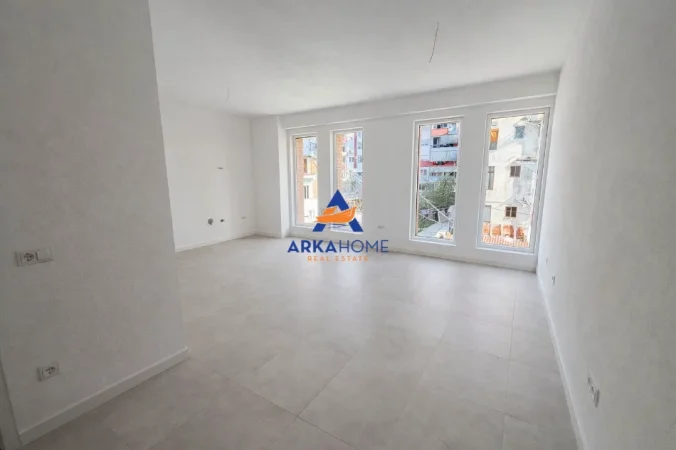 Tirane, shitet apartament 1+1+Ballkon Kati 3, 62 m² 97340 €