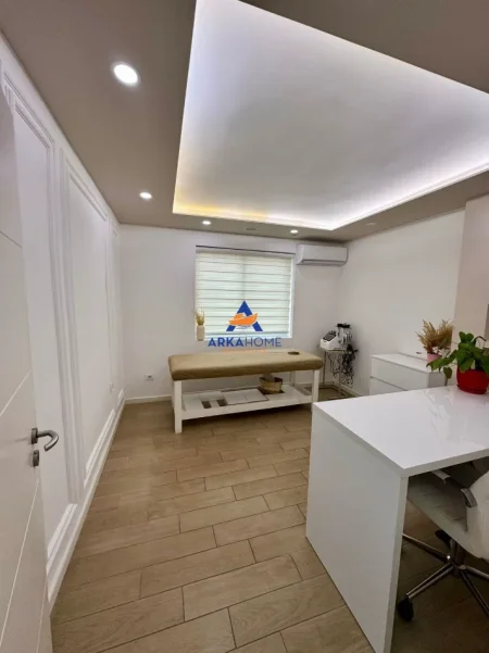 Tirane, jepet me qera ambjent biznesi Kati 2, 68 m² 750 €