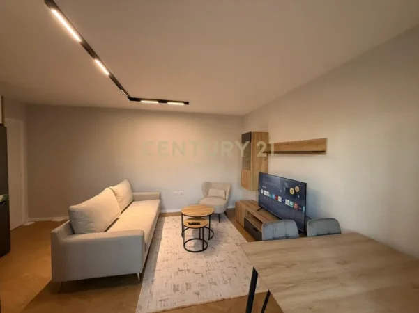 Tirane, shitet apartament 1+1 Kati 4, 53 m² 149.000 € (Selvia)