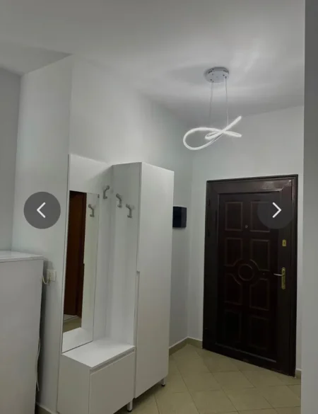 Tirane, jepet me qera apartament 1+1+Ballkon Kati 3, 70 m² 550 € 