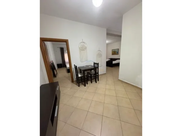 Vlore, shitet apartament 1+1 Kati 3, 81 m² 150.000 € (VLORE , Prane LungoMare)