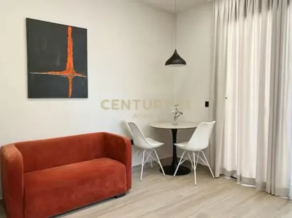 Durres, jepet me qera apartament 1+1 Kati 2, 60 m² 400 € (Plazh)