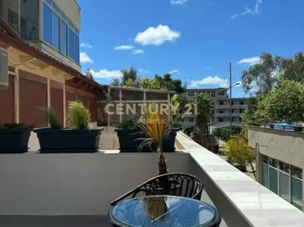 Durres, jepet me qera apartament 1+1 Kati 2, 60 m² 400 € (Plazh)