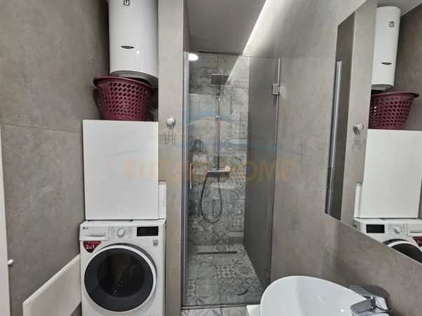 Tirane, jepet me qera apartament 2+1 Kati 3, 109 m² 1.200 € (Kompleksi Deliorgji)