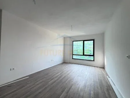 Tirane, shitet apartament 3+1 Kati 5, 120 m² 175.305 € 
