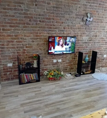 Tirane, jepet me qera apartament 1+1 Kati 3, 57 m² 580 € (Selvia)