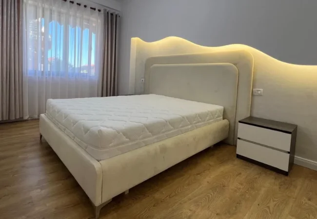Tirane, shitet apartament 2+1 , 107 m² 167.000 € 