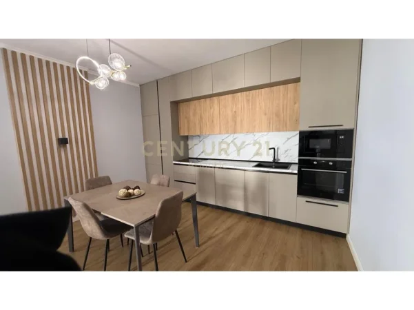 Durres, jepet me qera apartament 1+1 Kati 6, 71 m² 500 € 