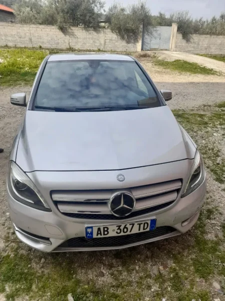 Fier, shes makine B class Nafte, gri metalizato automatik Klima 6.000 €