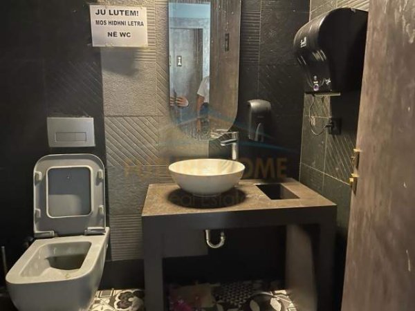 Tirane, jepet me qera ambjent biznesi Kati 0, 341 m² 4.500 Euro (Rruga Pjeter Bogdani)