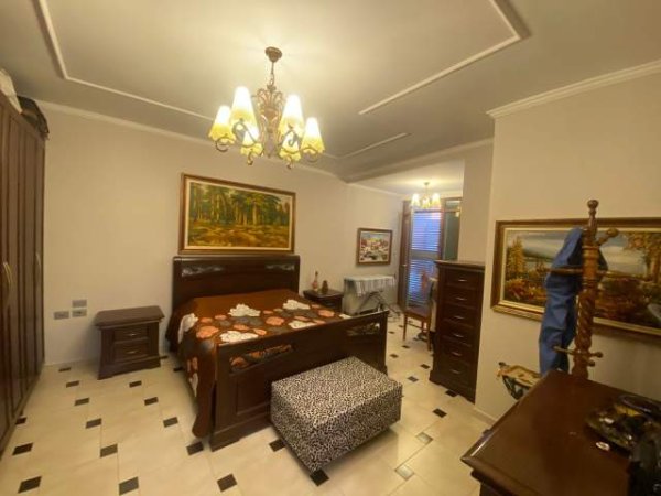 Tirane, shitet apartament Kati 6, 125 m² 250.000 Euro (Bllok)prane Shkolles  Petro Nini