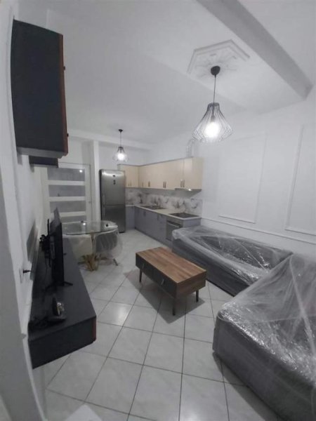 Tirane, shitet apartament 2+1 Kati 1, 120 m² 120.000 Euro (Hamdi Garunja)