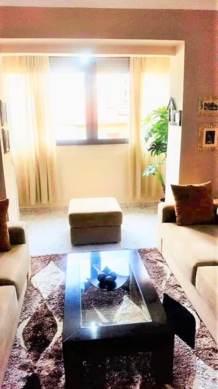 Tirane, shes 2+1 73 m² 99.000 Euro (Pediatria)