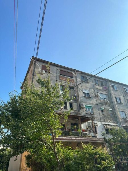 Tirane, shitet apartament 1+1+BLK Kati 5, 57 m² 60.000 Euro (Irfan Tomini)