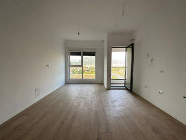 Tirane, shitet apartament 2+1+BLK Kati 5, 93 m² 145.000 Euro (Bulevardi i Ri)