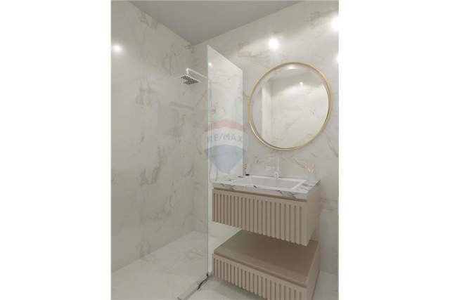 Tirane, jepet me qera 700 Euro