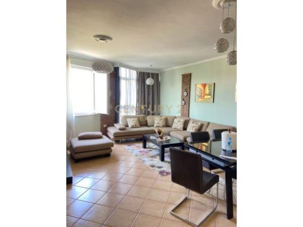 Tirane, jepet me qera apartament 2+1+BLK Kati 4, 85 m² 500 Euro (Rajoni 4)