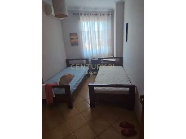 Tirane, jepet me qera apartament 2+1+BLK Kati 4, 85 m² 500 Euro (Rajoni 4)