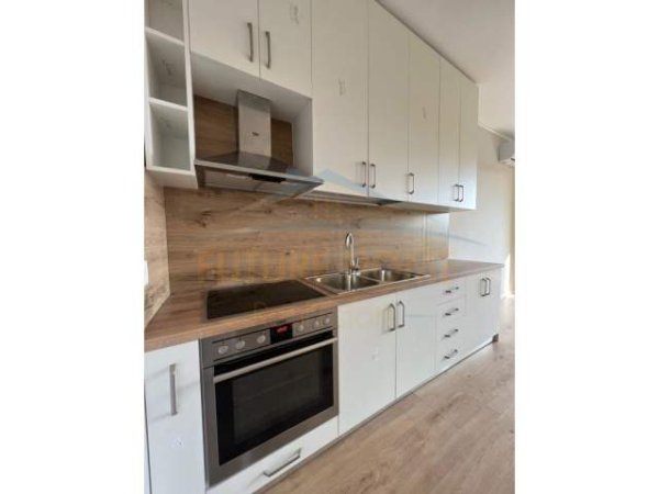 Tirane, jepet me qera apartament Kati 6, 80 m² 400 Euro ("Grand Gallery LTE Residence")