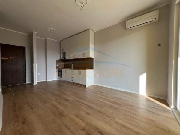 Tirane, jepet me qera apartament Kati 6, 80 m² 400 Euro ("Grand Gallery LTE Residence")