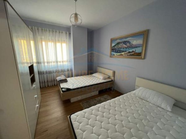 Tirane, jepet me qera apartament 2+1+BLK Kati 4, 90 m² 500 Euro (Ali Demi)