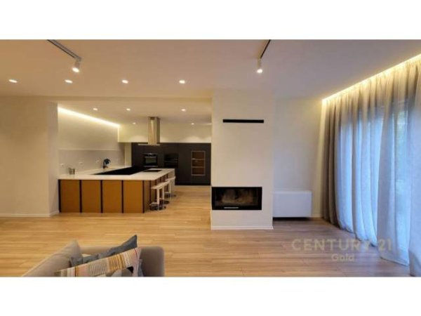 Tirane, jap me qera Vile 4+1+BLK Kati 3, 325 m² 2800 Euro (mjull bathore)