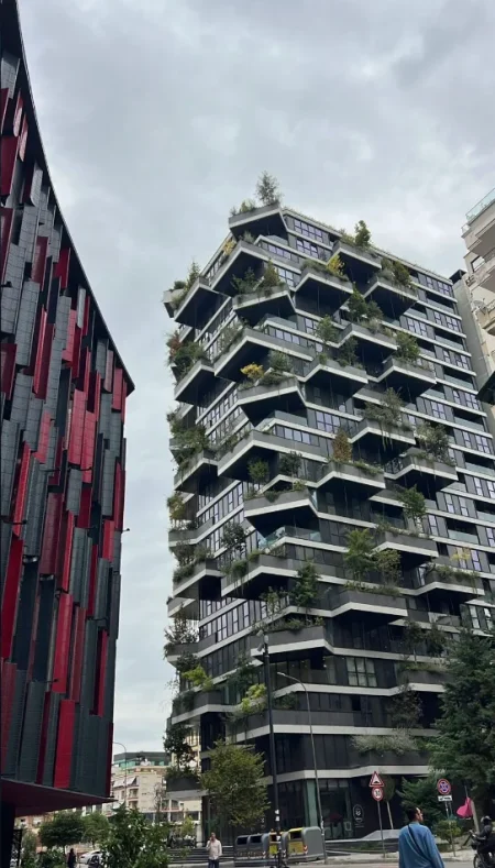 Tirane, jepet me qera zyre Kati 15, 100 m² 3.500 € (RRUGA DERVISH HIMA)