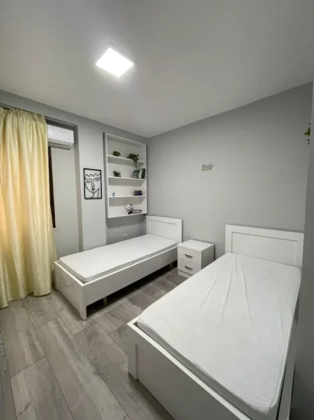 Tirane, shitet apartament 2+1+Ballkon Kati 5, 109 m² 269.000 € (21 Dhjetori)