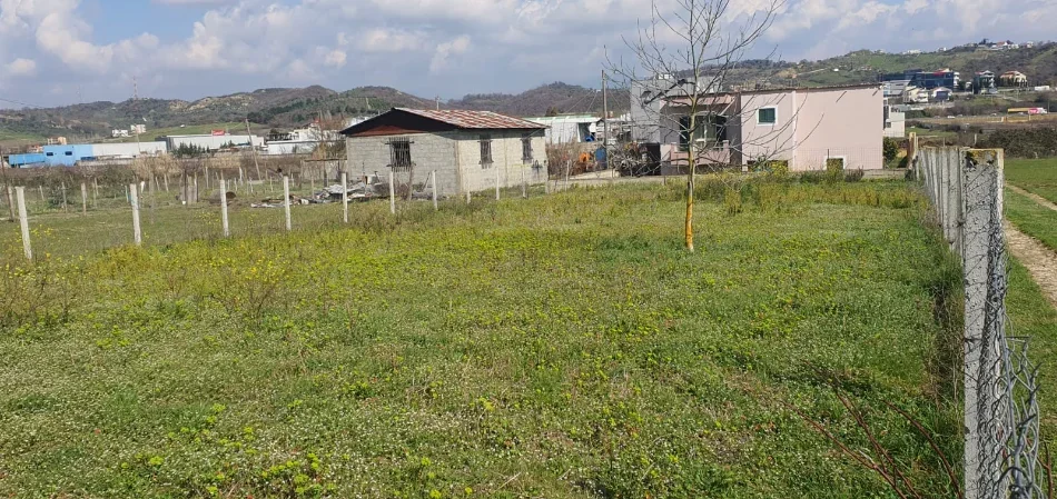 Tirane, shes truall , 1.759 m² 220.000 € (vore)