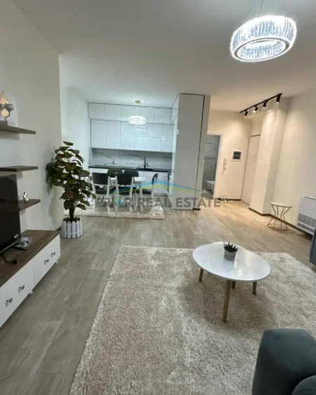 Tirane, jepet me qera apartament 2+1+2  Kati 2, 110 m² 800 € (Liqeni i Thate)