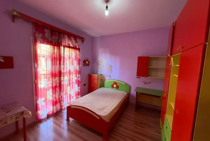 Tirane, jepet me qera apartament 3+1+Aneks+Ballkon Kati 2, 160 m² 700 € (Jordan Misja)