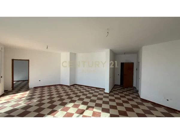 Durres, shitet apartament 1+1 Kati 4, 96 m² 158.400 € 