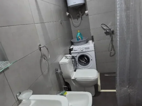 Tirane, jepet me qera garsonier Kati 8, 55 m² 450 € (RRUGA E ELBASANIT)