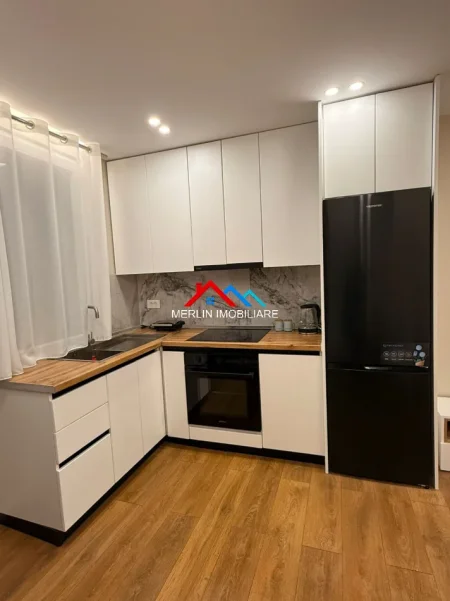 Tirane, jepet me qera apartament 1+1+Ballkon Kati 1, 50 m² 780 € (RRUGA ISMAIL QEMALI,RRUGA E ELBASANIT)