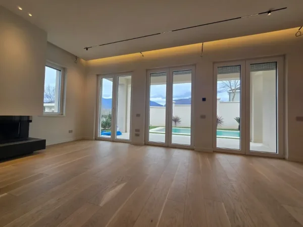 Tirane, shitet Vile 2 Katshe , 416 m² (Rolling Hills 2)