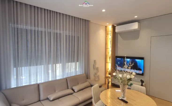 Tirane, jepet me qera apartament 1+1 Kati 2, 110 m² 900 € (Kodra e Diellit)