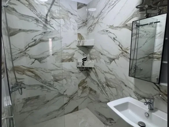 Tirane, jepet me qera apartament 1+1+Ballkon Kati 6, 65 m² 500 € (KODRA E DIELLIT)