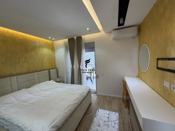 Tirane, jepet me qera apartament 2+1+Ballkon Kati 7, 108 m² 600 € (FRESKU)