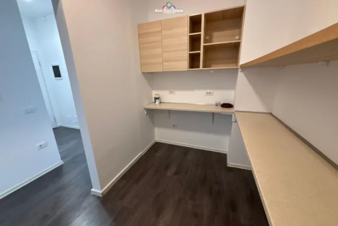 Tirane, jepet me qera zyre Kati 3, 130 m² 1.565 € (komuna e parisit)