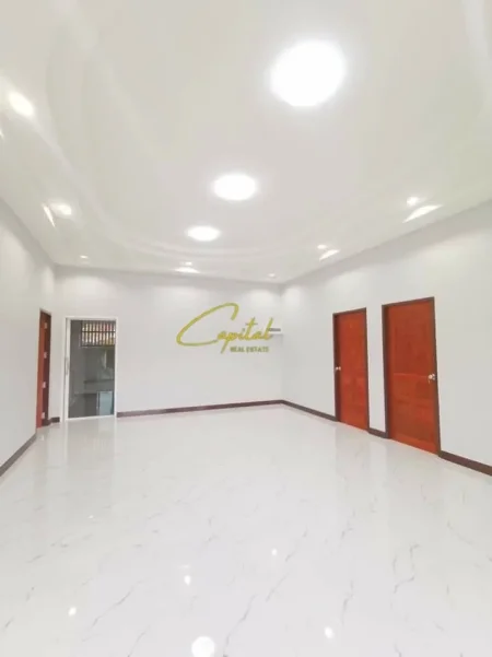 Tirane, jepet me qera ambjent biznesi Kati 1, 130 m² 900 € (ISH BLLOKU)