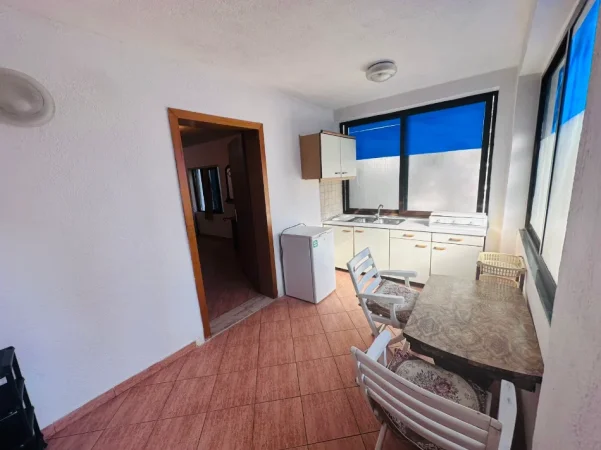 Tirane, jepet me qera garsoniere Kati 1, 40 m² 280 mije leke