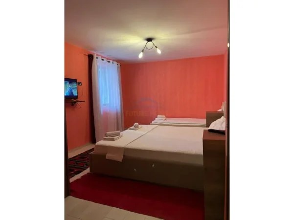 Tirane, jepet me qera 3 Studio + 2 Poste Parkimi , Kati 0, 56 m² 1.650 € (LAPRAKE)