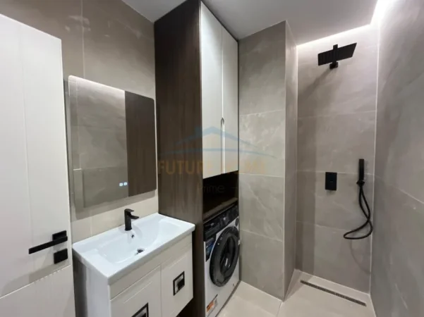 Tirane, shitet apartament 1+1 Kati 3, 57 m² 163.000 € (Mine Peza)