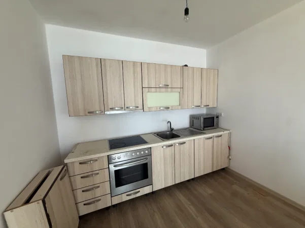 Tirane, jepet me qera apartament 1+1+Ballkon Kati 3, 60 m² 350 € 