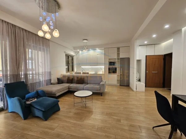 Tirane, jepet me qera apartament 2+1+Aneks+Ballkon Kati 3, 109 m² 1.200 € (DELIJORGJI)