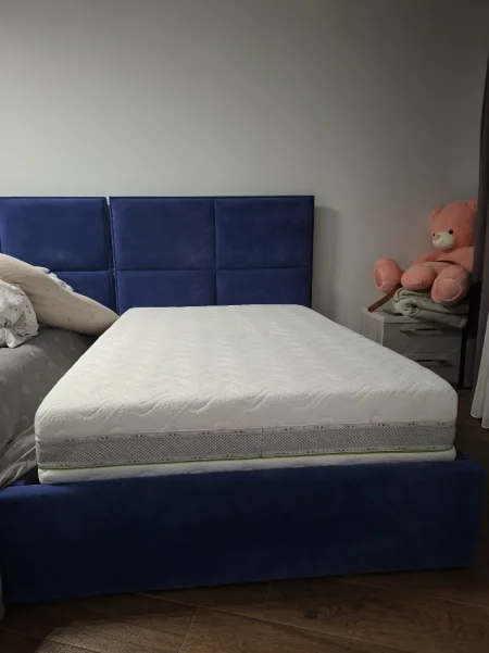 Tirane, 2 krevat trecereksh +dysheku 500 €