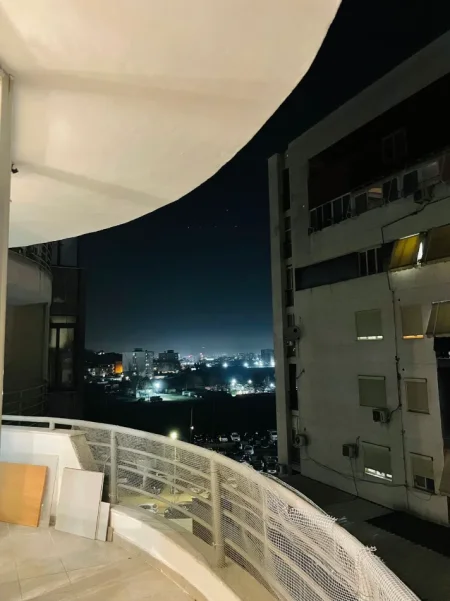 Tirane, jepet me qera apartament 1+1+Ballkon Kati 4, 77 m² 400 € (ASTIR)