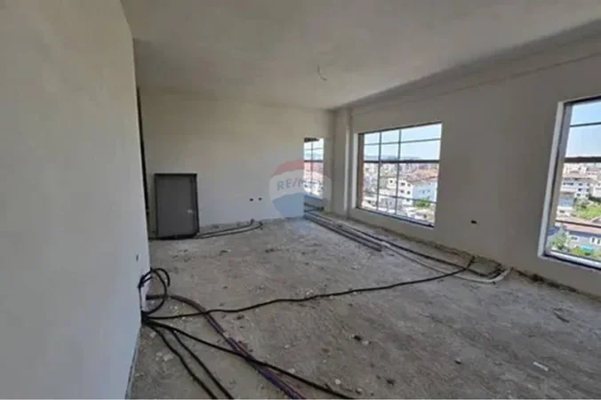 Tirane, shitet apartament , 105 m² 220.006 € (Bulevardi i Ri, Tiranë)