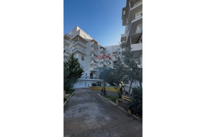 Tirane, shitet apartament , 194 m² 435.000 € (Kompleksi Ana)