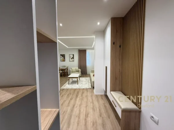 Tirane, shitet apartament 1+1 Kati 5, 66 m² 175.000 € (rruga fortuzi)